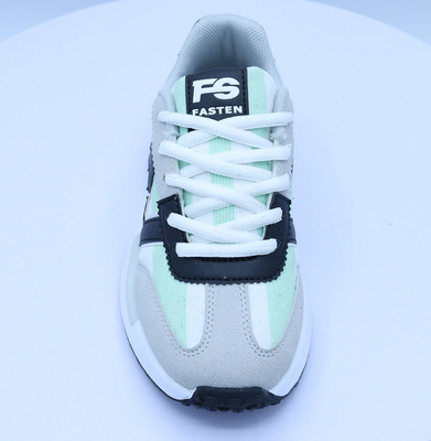 Sneaker shoes of cool classic sporty style, Air mesh lining and cushioned insole