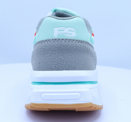 Sneaker shoes of cool classic sporty style, Air mesh lining and cushioned insole