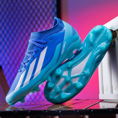 Low-Top Soccer Shoes For Students With Long And Short Studs sole design Artificial Turf Competition Training Cleats