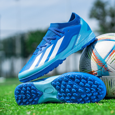 Low-Top Soccer Shoes For Students With Long And Short Studs sole design Artificial Turf Competition Training Cleats
