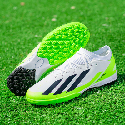 Low-Top Soccer Shoes For Students With Long And Short Studs sole design Artificial Turf Competition Training Cleats