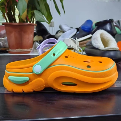 Custom EVA Slippers with pumkim color